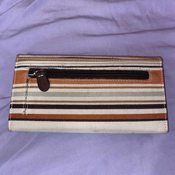 Kate Spade wallet - Picture 5 of 10